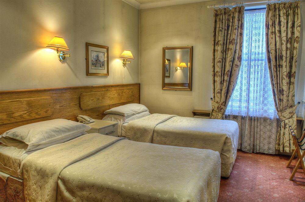 Dergvale Hotel Дублін Екстер'єр фото